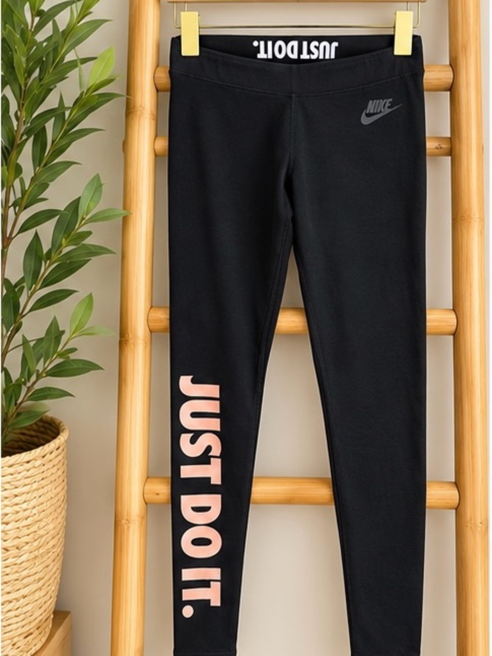 Nike Just Do It Black Gray Peach Leggings Size Small NWOT